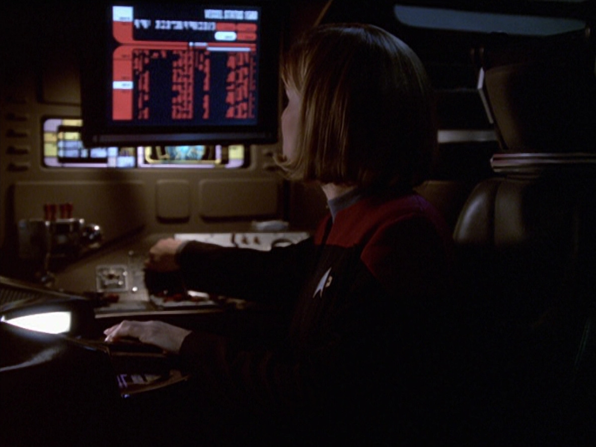 extant_StarTrek_VOY_6x20-GoodShepherd_02960.jpg