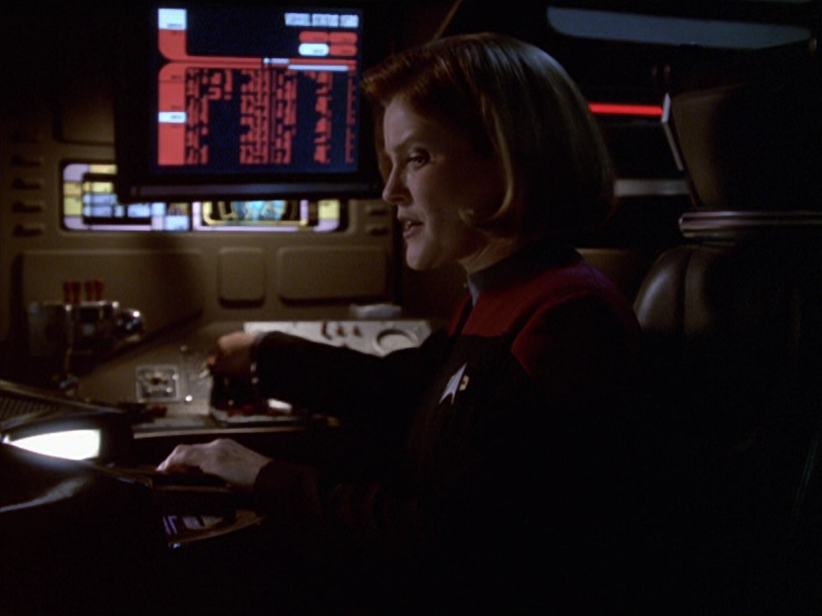 extant_StarTrek_VOY_6x20-GoodShepherd_02984.jpg