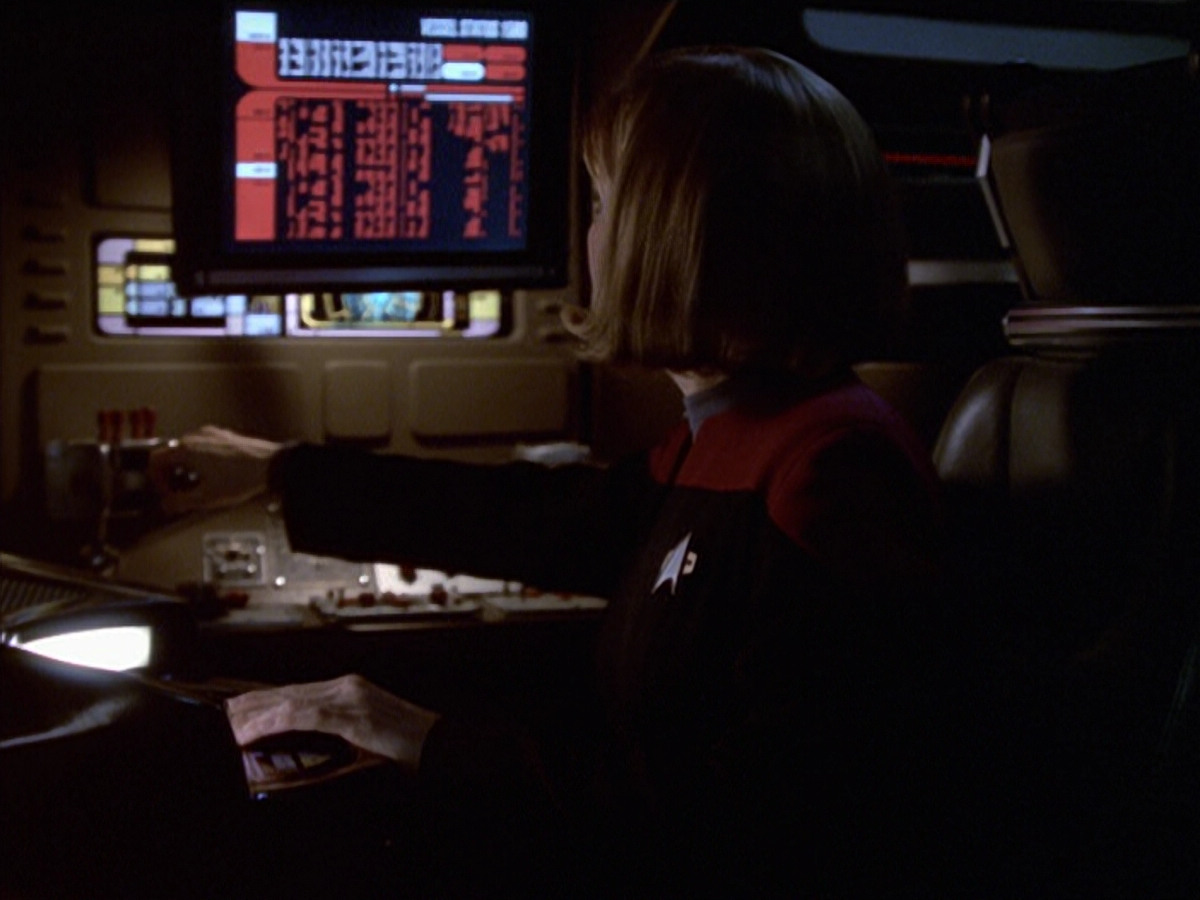 extant_StarTrek_VOY_6x20-GoodShepherd_02989.jpg
