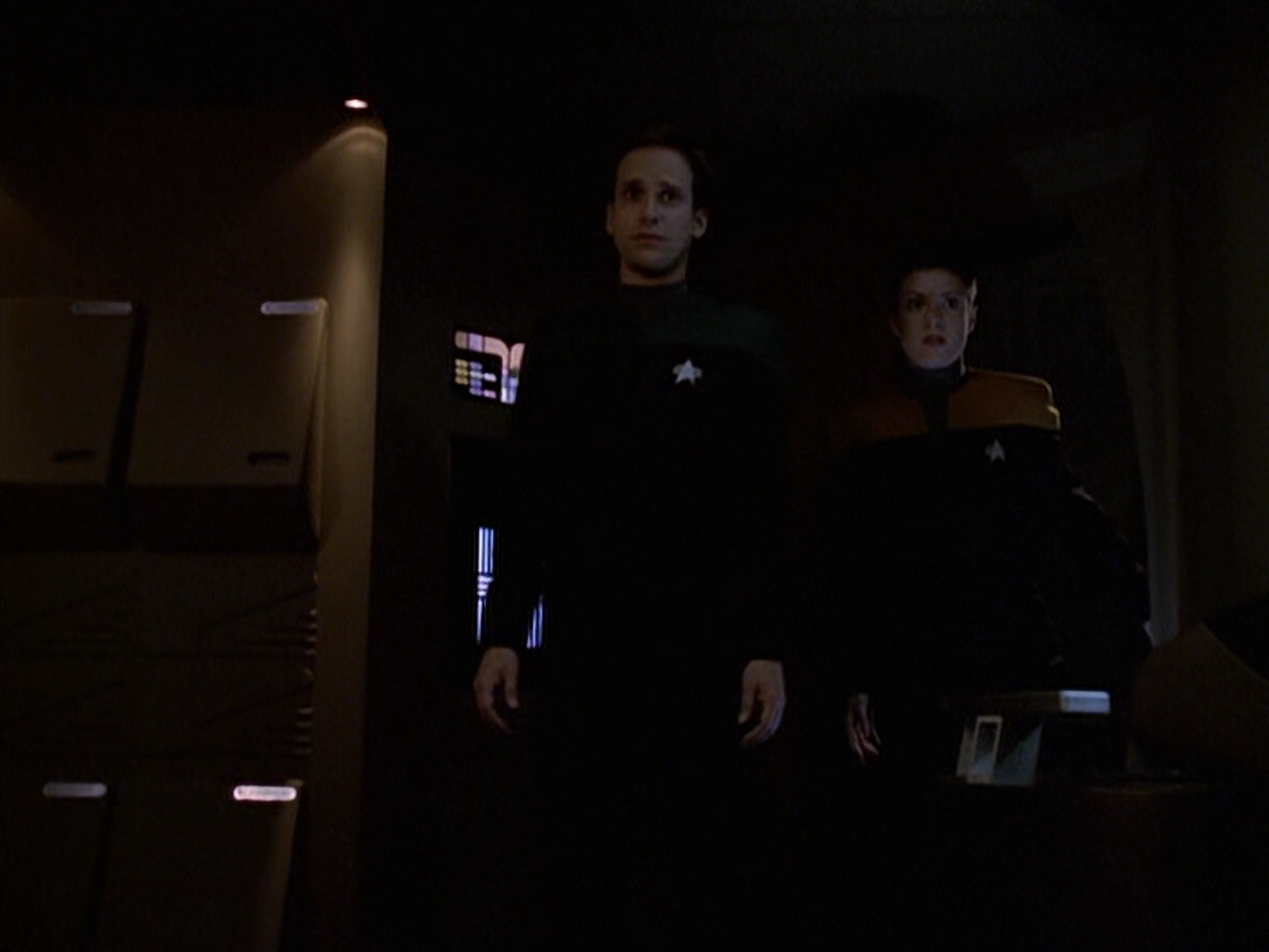 extant_StarTrek_VOY_6x20-GoodShepherd_02994.jpg