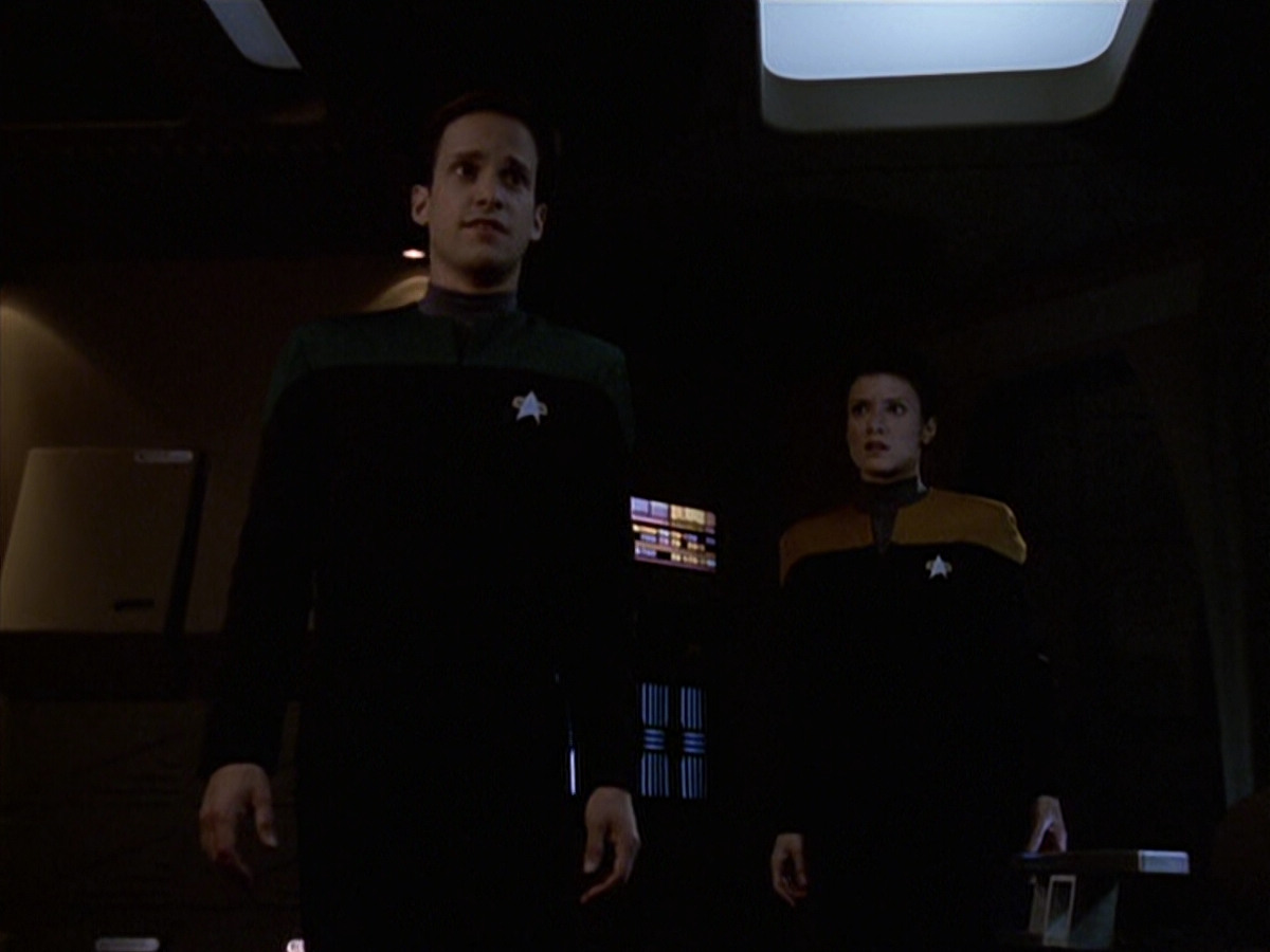 extant_StarTrek_VOY_6x20-GoodShepherd_02999.jpg