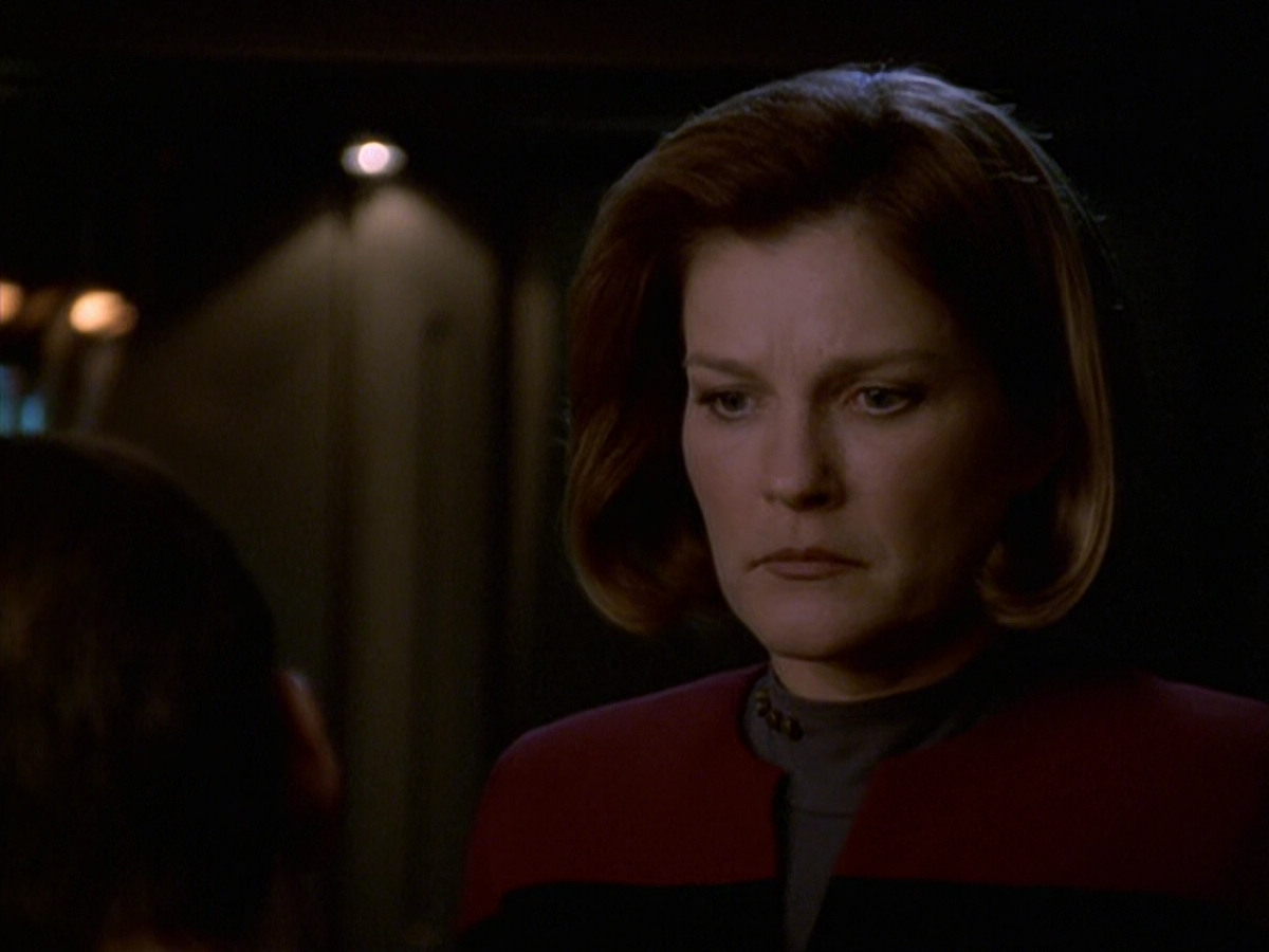 extant_StarTrek_VOY_6x20-GoodShepherd_03023.jpg