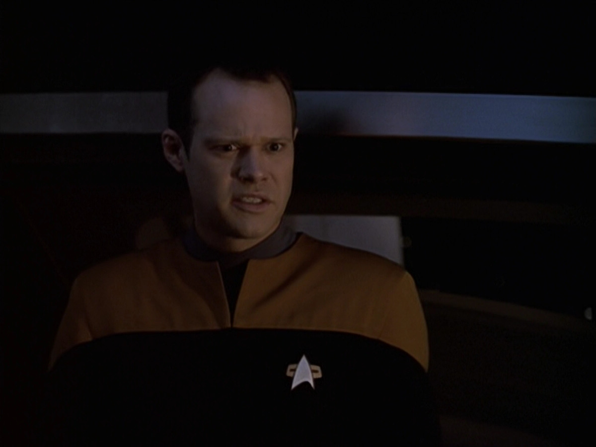 extant_StarTrek_VOY_6x20-GoodShepherd_03036.jpg