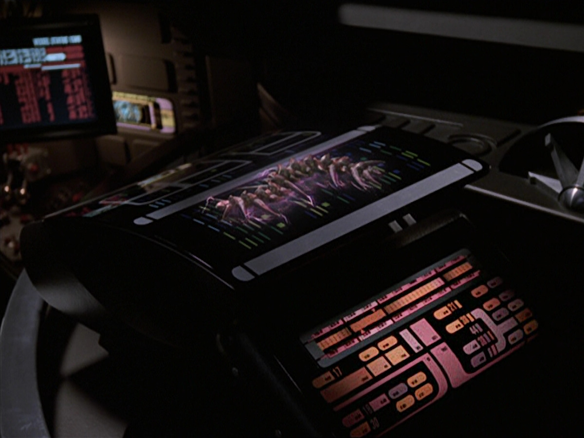 extant_StarTrek_VOY_6x20-GoodShepherd_03044.jpg
