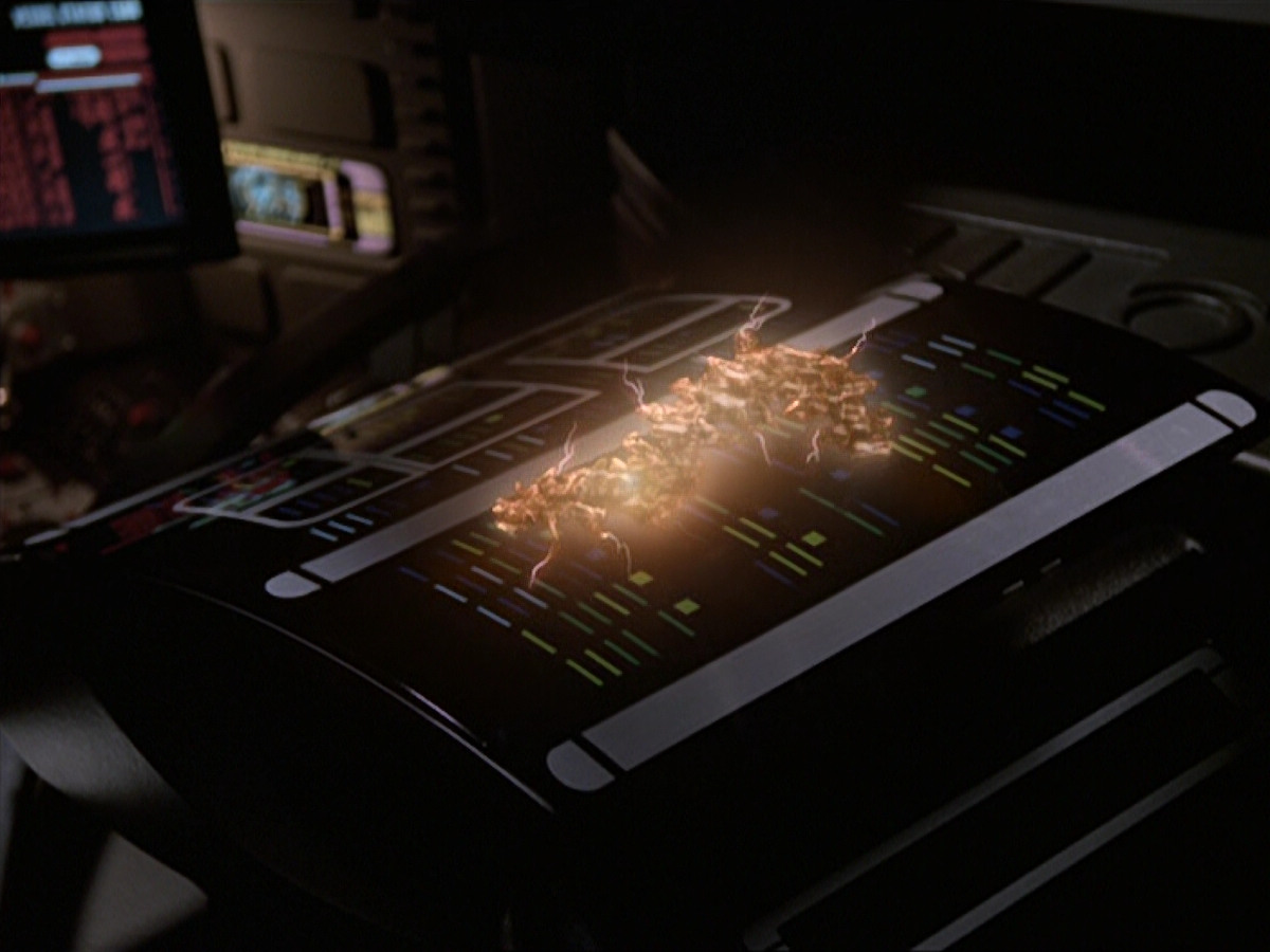 extant_StarTrek_VOY_6x20-GoodShepherd_03061.jpg