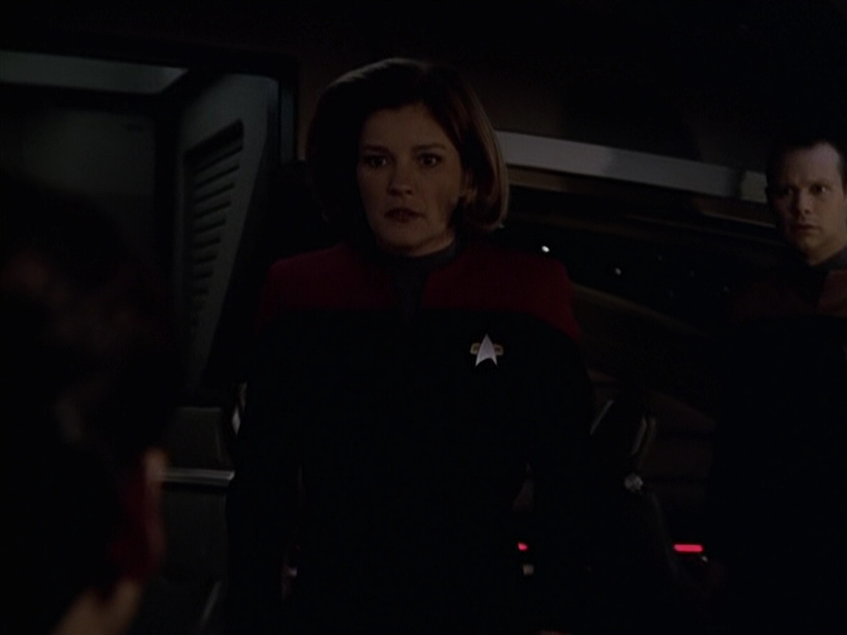 extant_StarTrek_VOY_6x20-GoodShepherd_03078.jpg