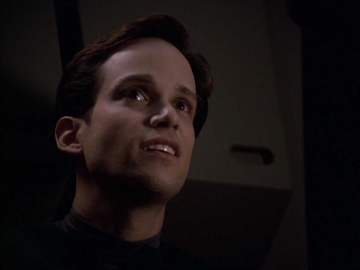 extant_StarTrek_VOY_6x20-GoodShepherd_03211.jpg