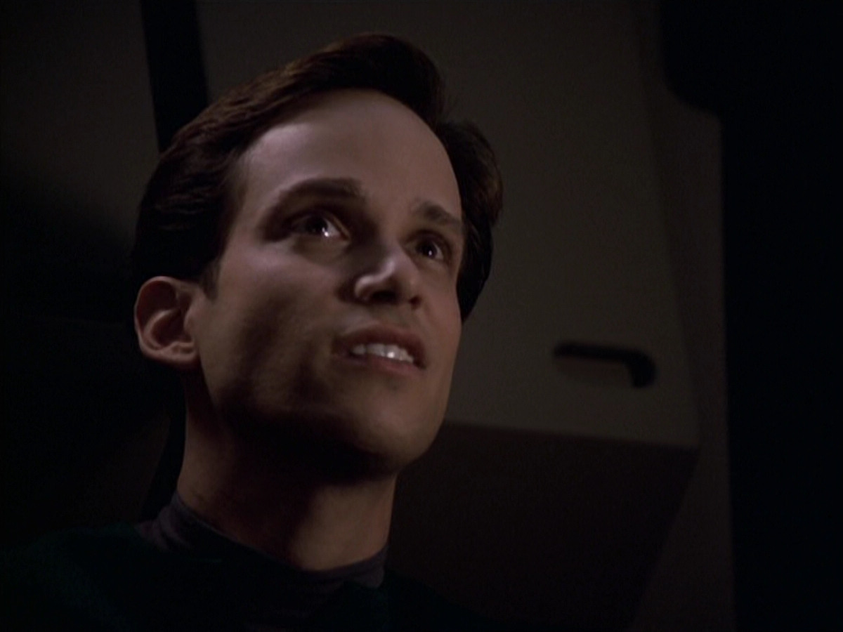 extant_StarTrek_VOY_6x20-GoodShepherd_03223.jpg