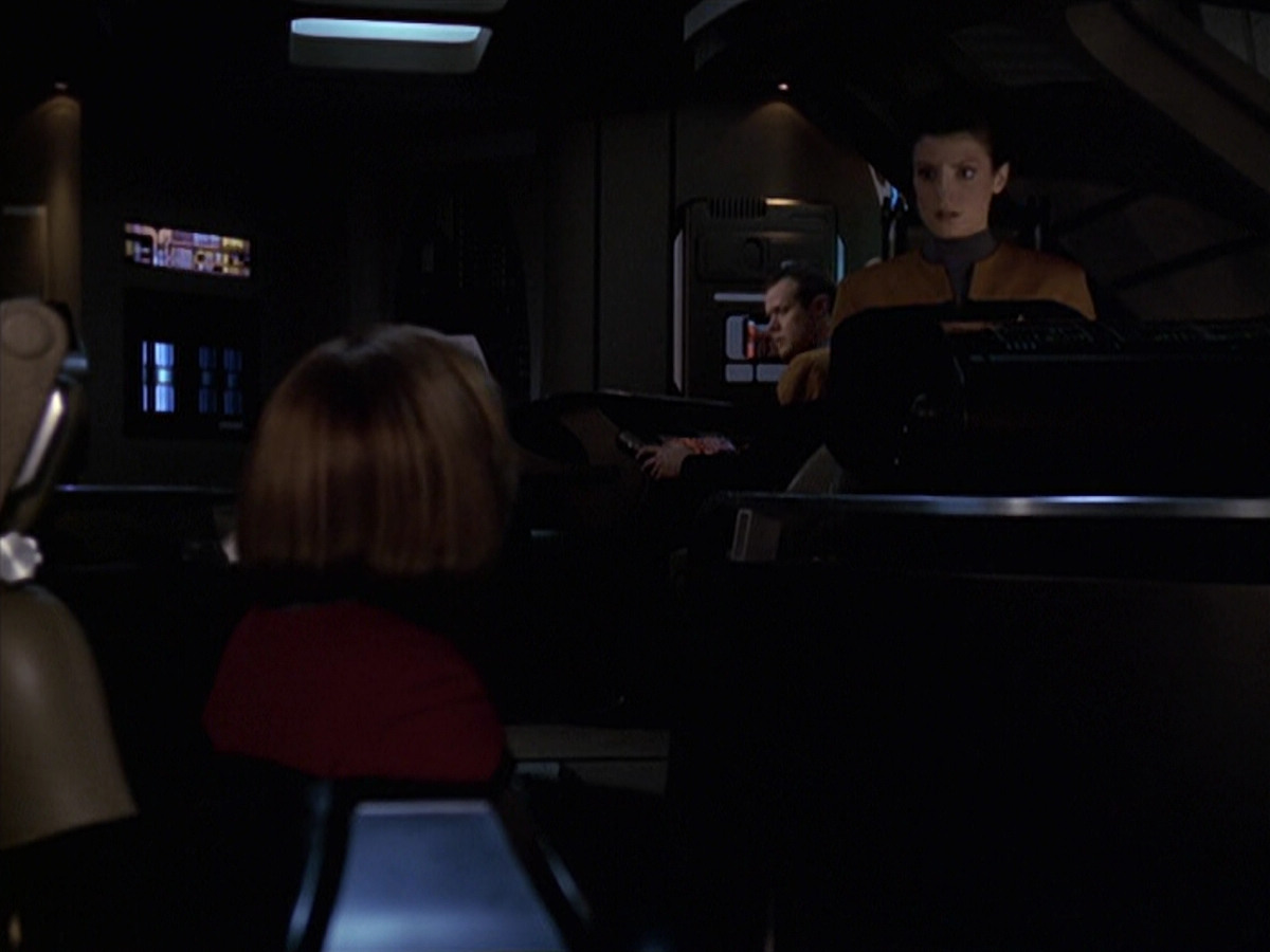 extant_StarTrek_VOY_6x20-GoodShepherd_03332.jpg