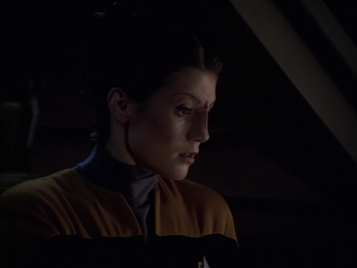 extant_StarTrek_VOY_6x20-GoodShepherd_03363.jpg