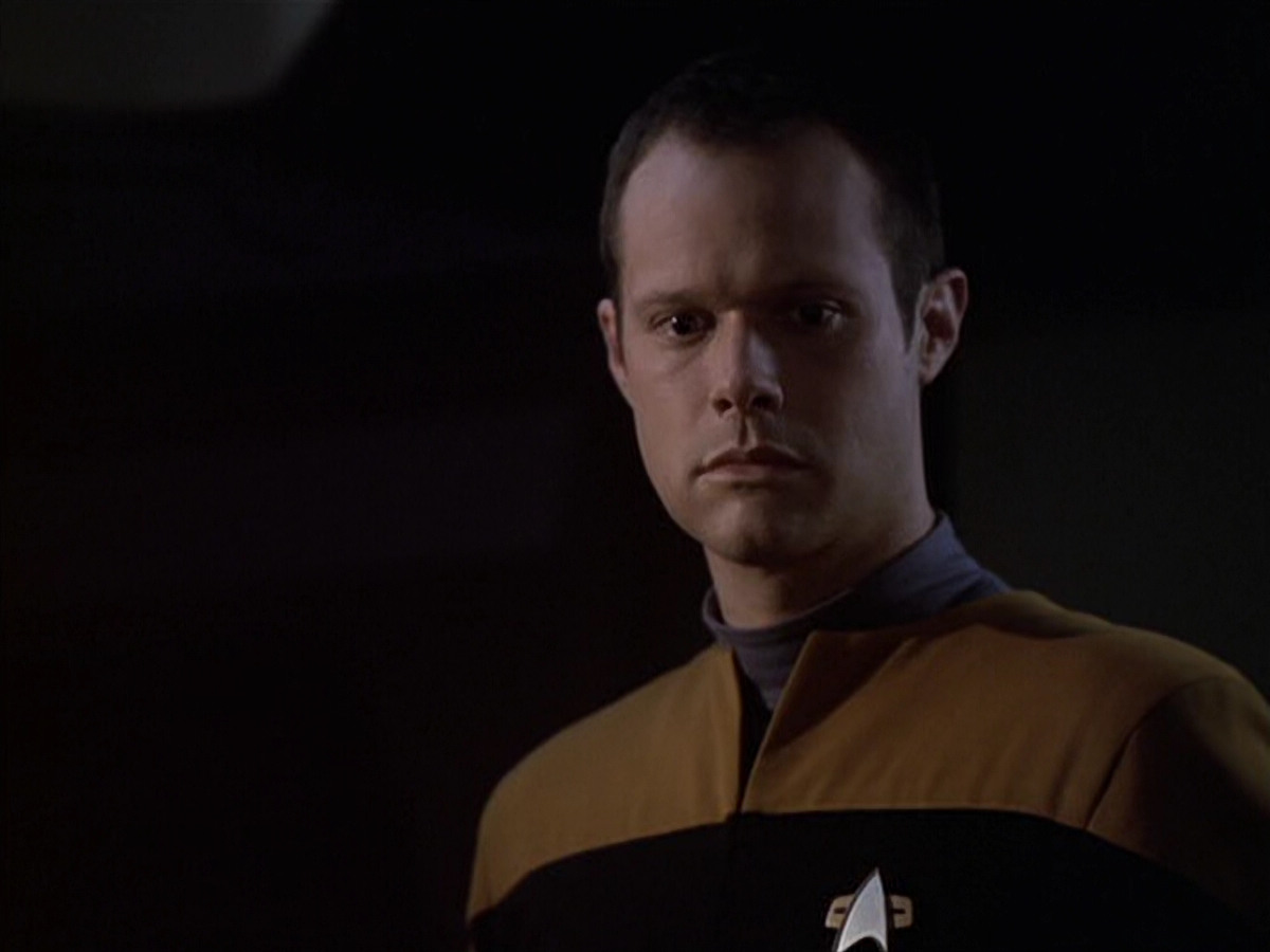 extant_StarTrek_VOY_6x20-GoodShepherd_03388.jpg