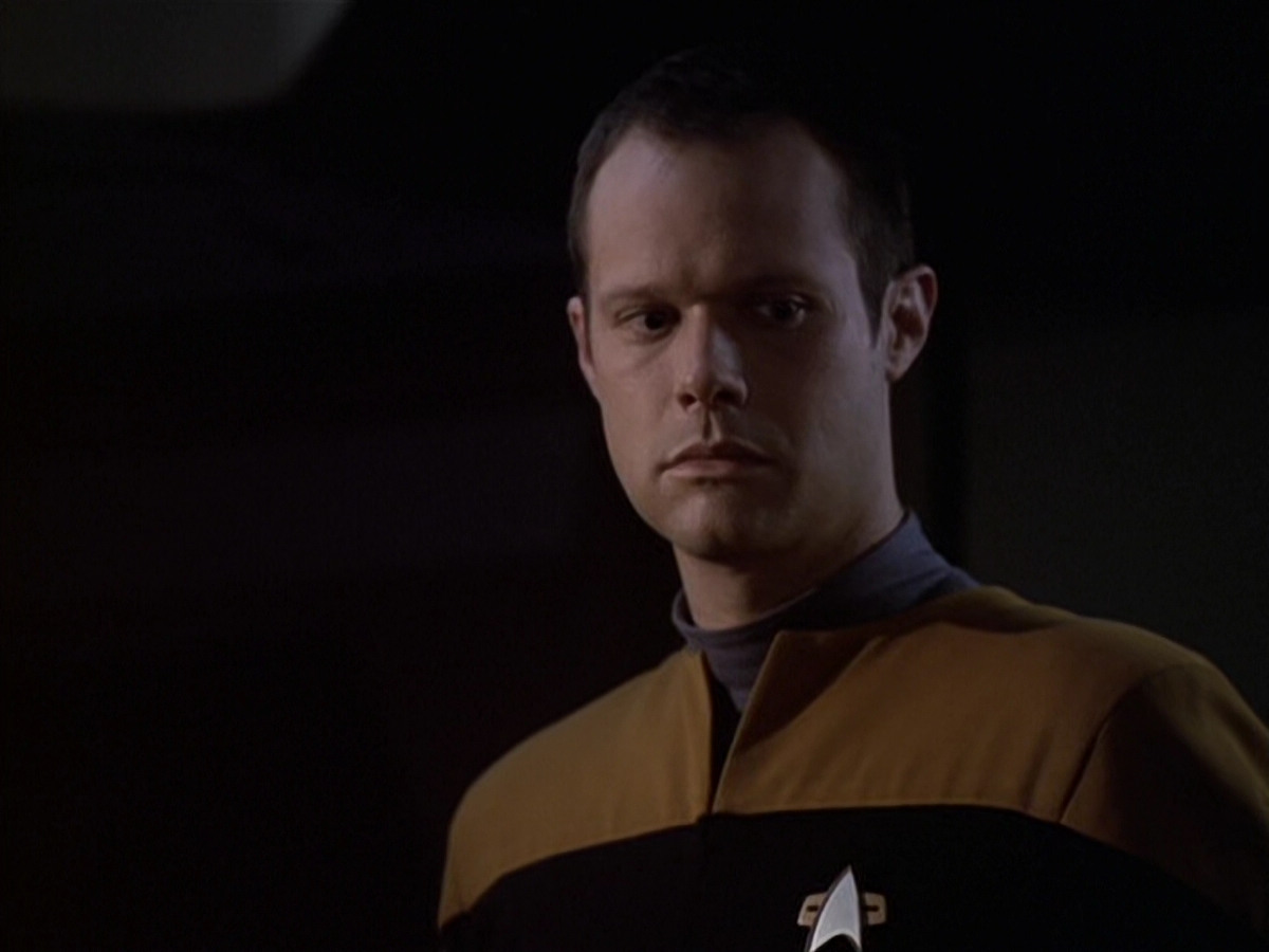 extant_StarTrek_VOY_6x20-GoodShepherd_03389.jpg