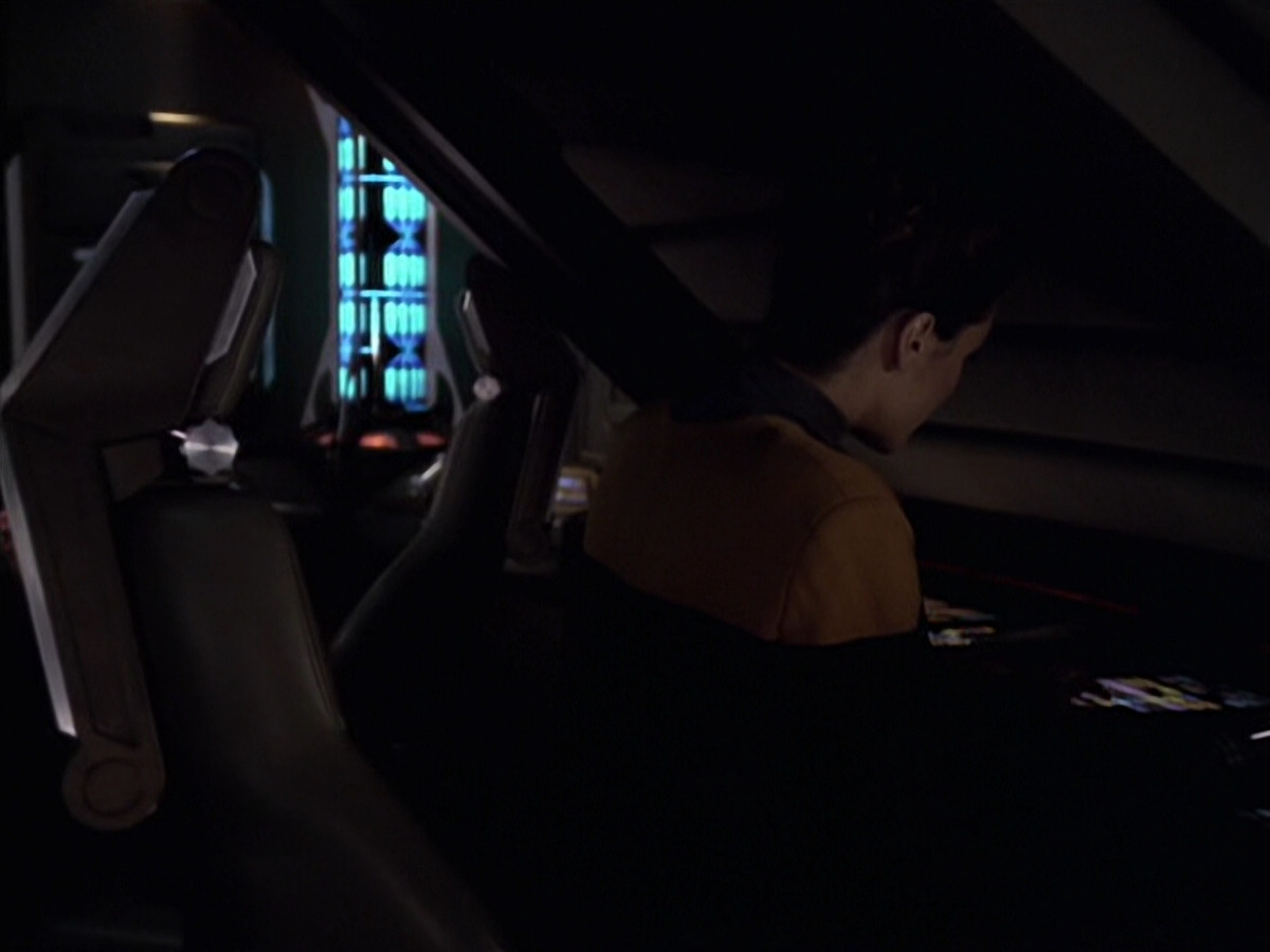extant_StarTrek_VOY_6x20-GoodShepherd_03399.jpg