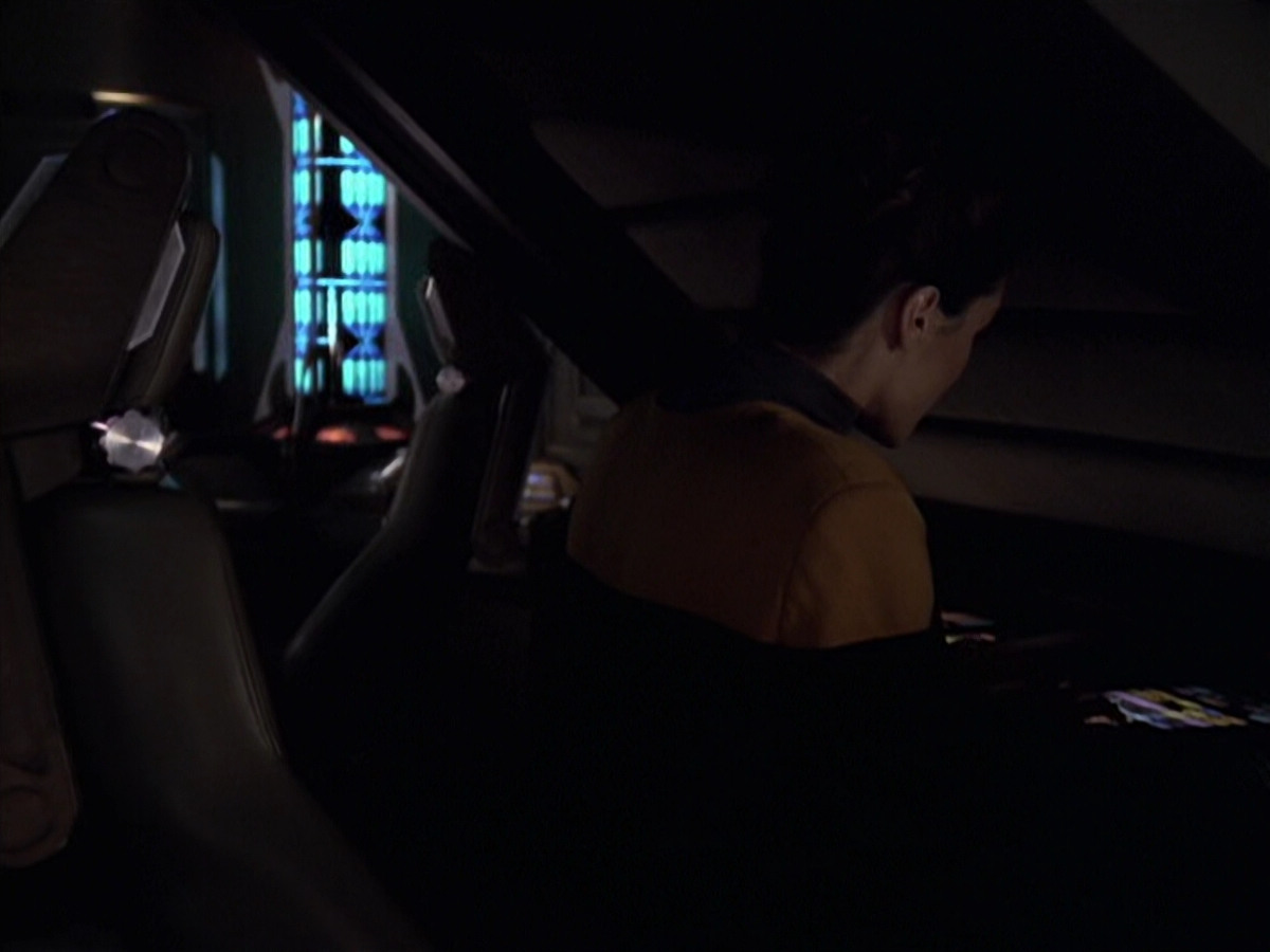 extant_StarTrek_VOY_6x20-GoodShepherd_03400.jpg