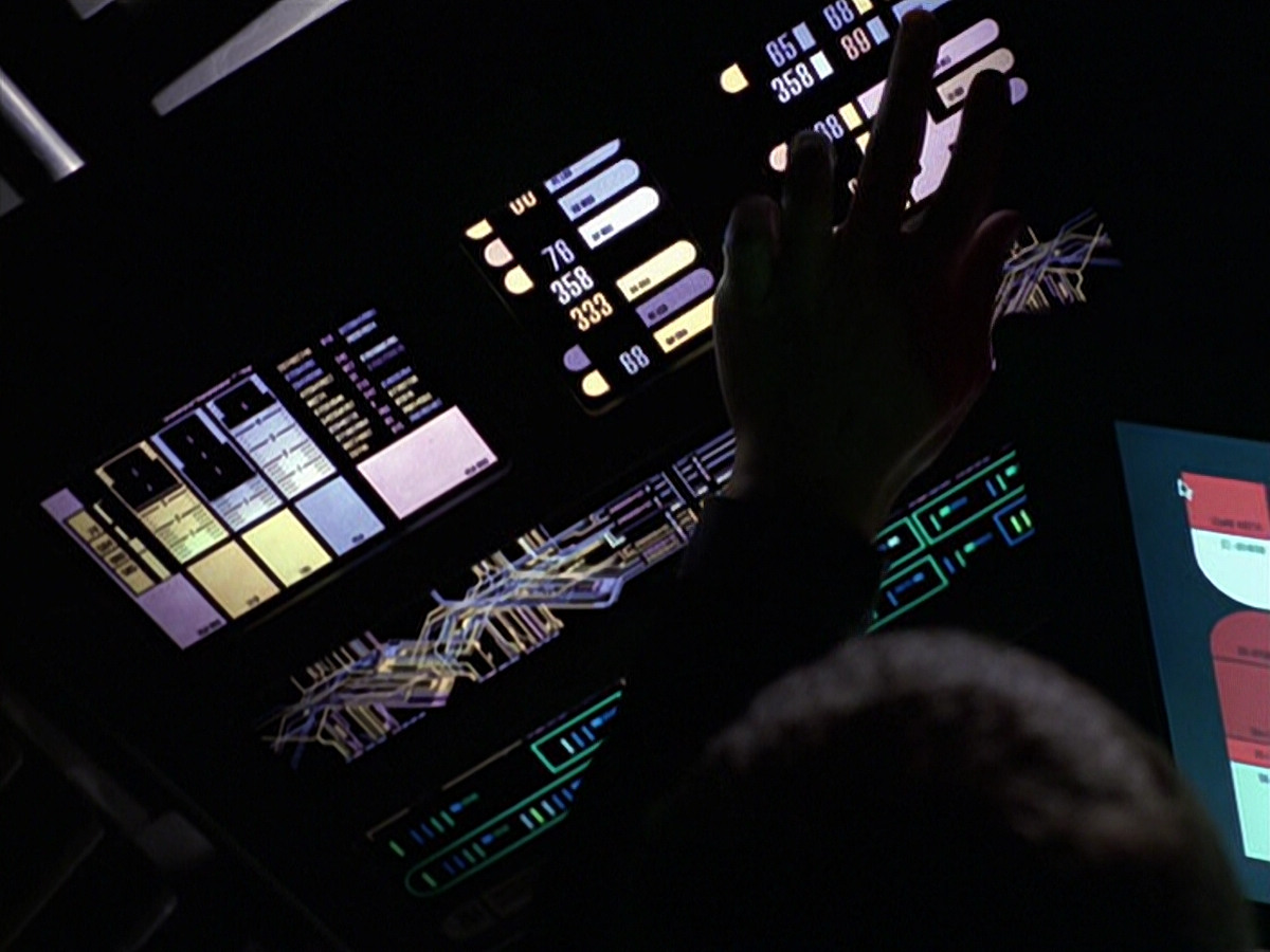 extant_StarTrek_VOY_6x20-GoodShepherd_03425.jpg