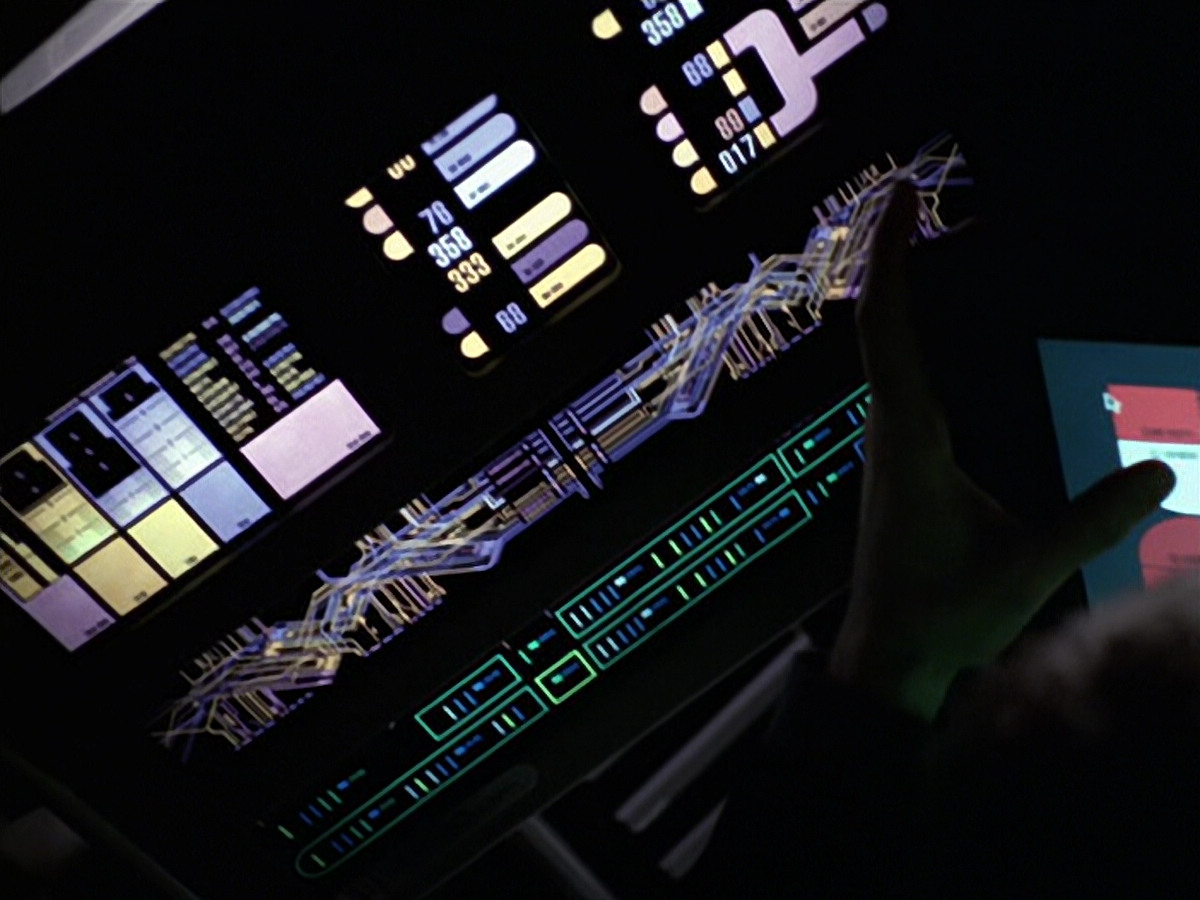extant_StarTrek_VOY_6x20-GoodShepherd_03428.jpg
