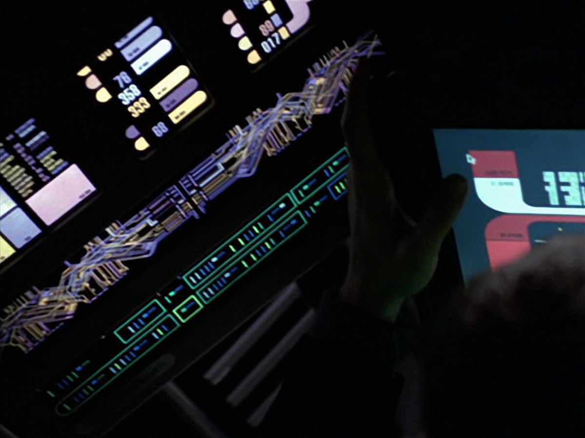 extant_StarTrek_VOY_6x20-GoodShepherd_03429.jpg