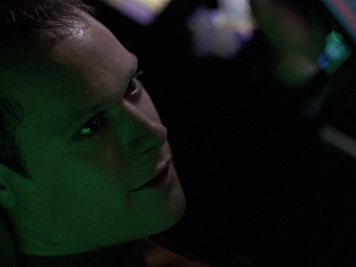 extant_StarTrek_VOY_6x20-GoodShepherd_03449.jpg