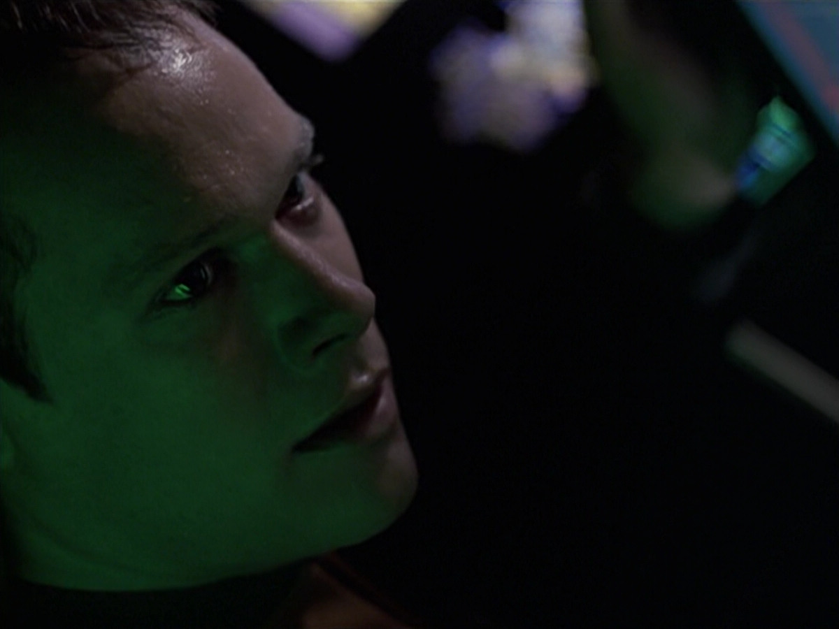 extant_StarTrek_VOY_6x20-GoodShepherd_03454.jpg