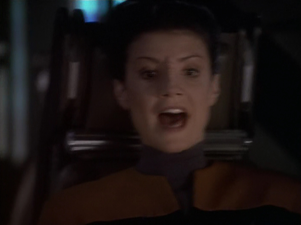 extant_StarTrek_VOY_6x20-GoodShepherd_03492.jpg
