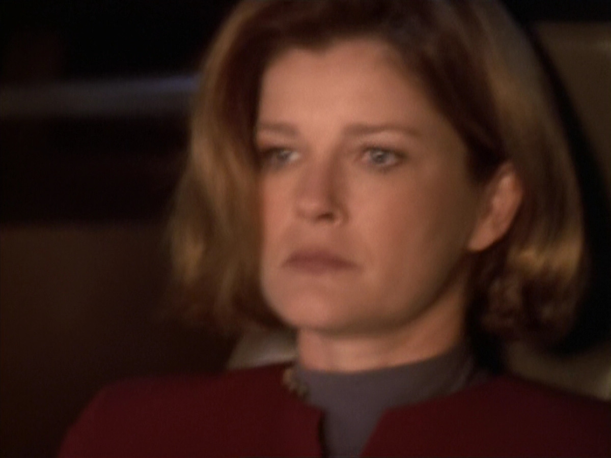 extant_StarTrek_VOY_6x20-GoodShepherd_03515.jpg