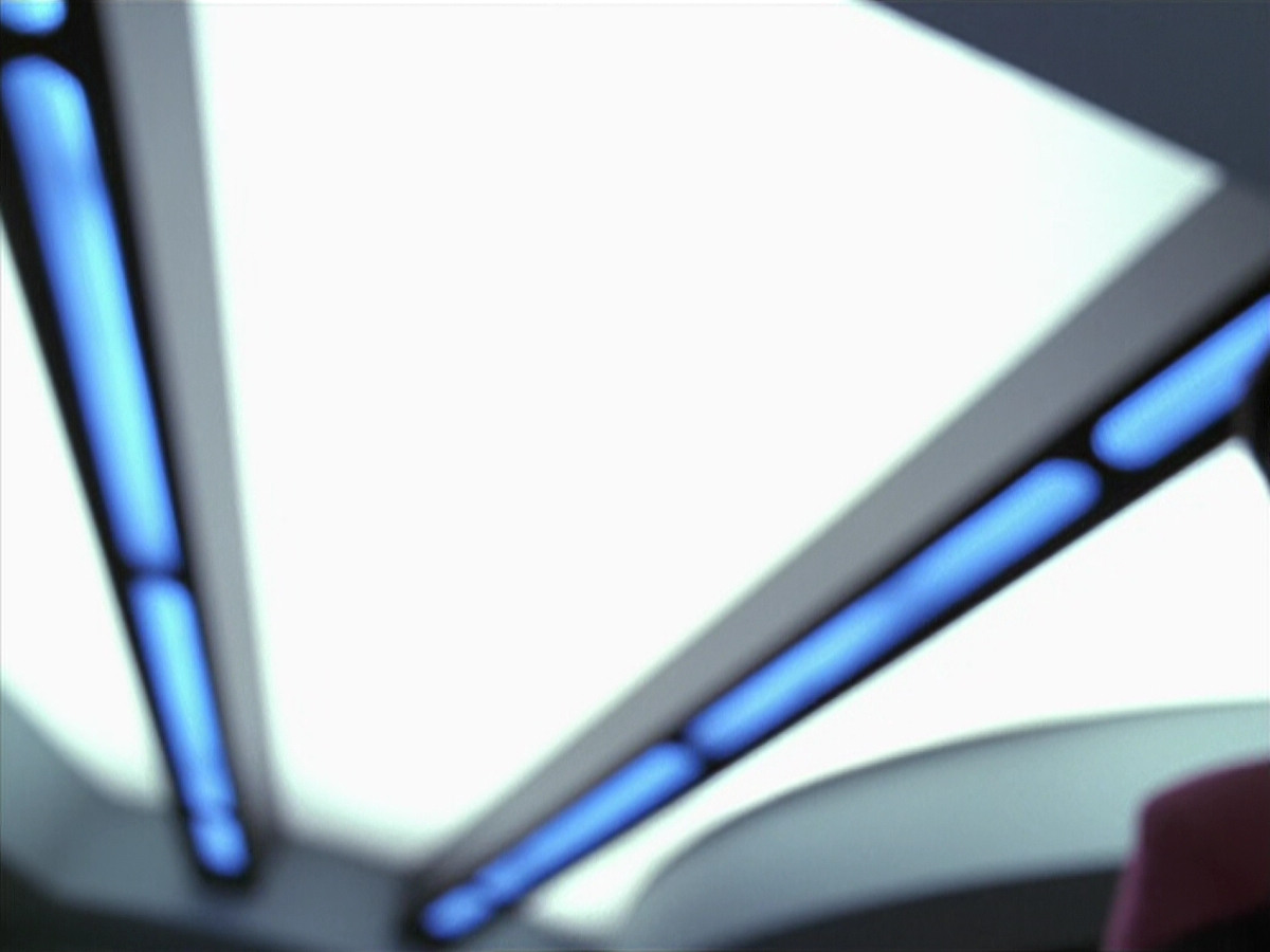 extant_StarTrek_VOY_6x20-GoodShepherd_03538.jpg
