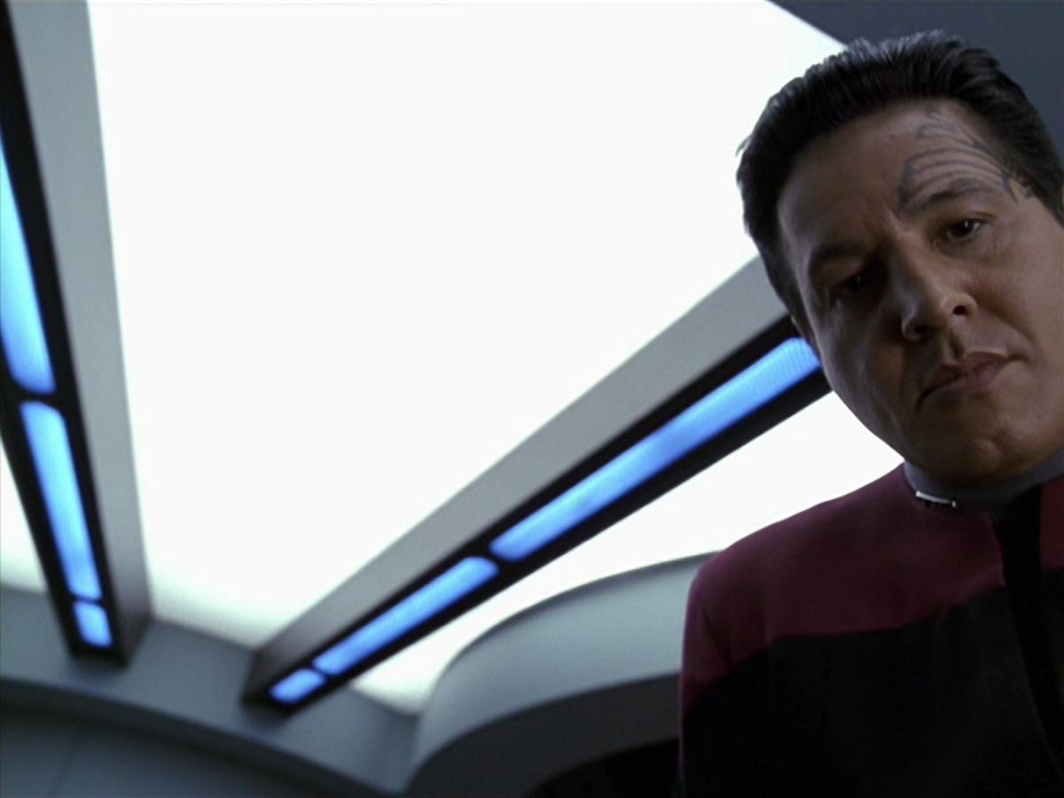 extant_StarTrek_VOY_6x20-GoodShepherd_03540.jpg