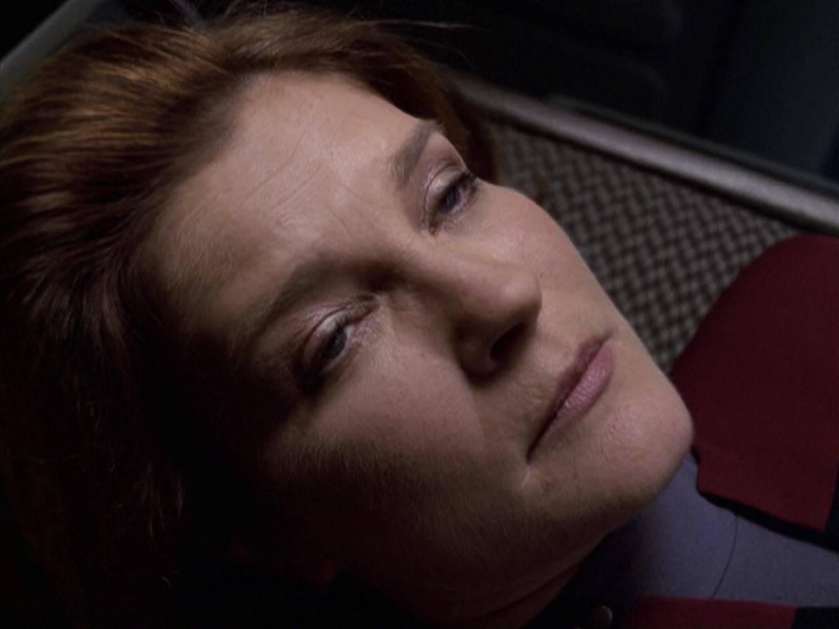 extant_StarTrek_VOY_6x20-GoodShepherd_03545.jpg