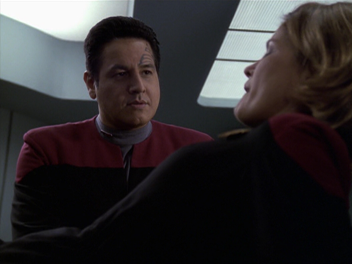 extant_StarTrek_VOY_6x20-GoodShepherd_03554.jpg