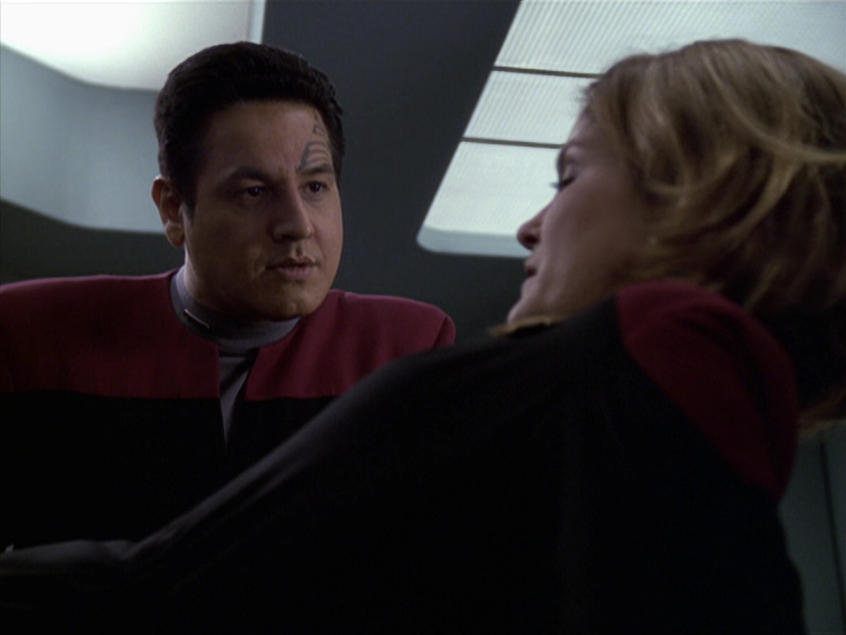 extant_StarTrek_VOY_6x20-GoodShepherd_03584.jpg