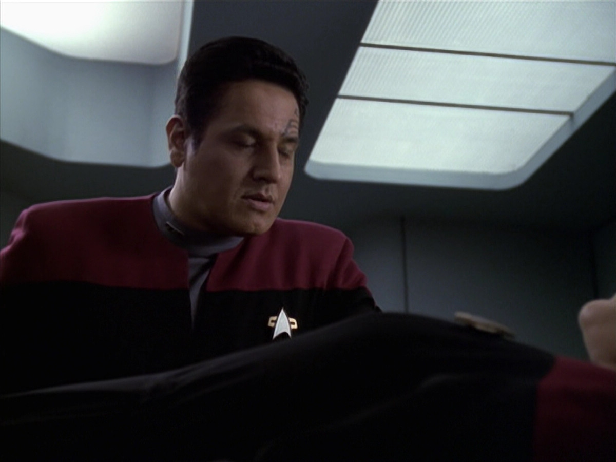 extant_StarTrek_VOY_6x20-GoodShepherd_03591.jpg