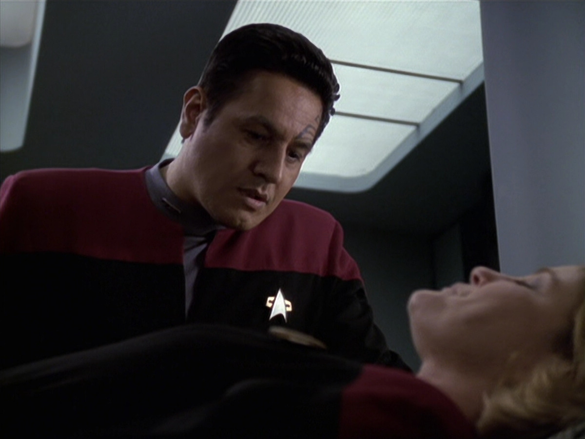 extant_StarTrek_VOY_6x20-GoodShepherd_03594.jpg