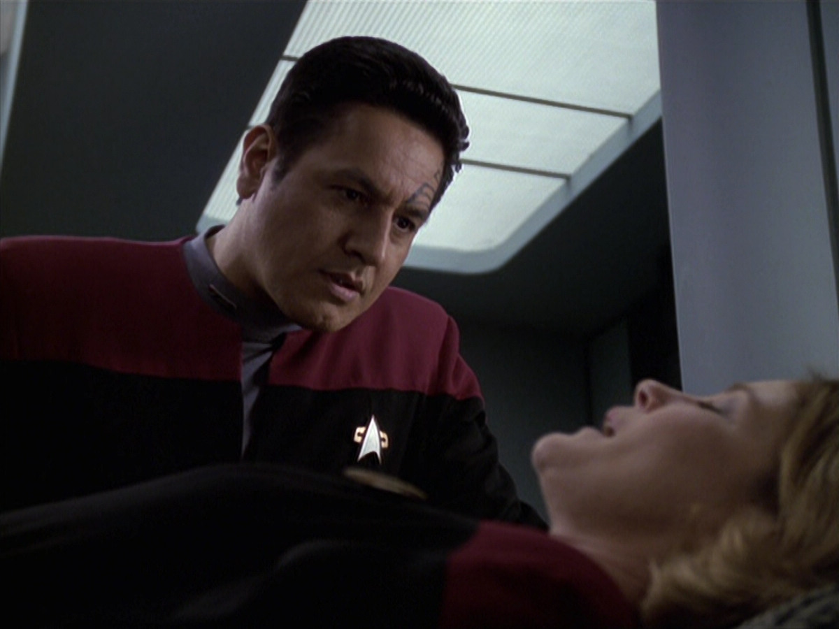 extant_StarTrek_VOY_6x20-GoodShepherd_03597.jpg