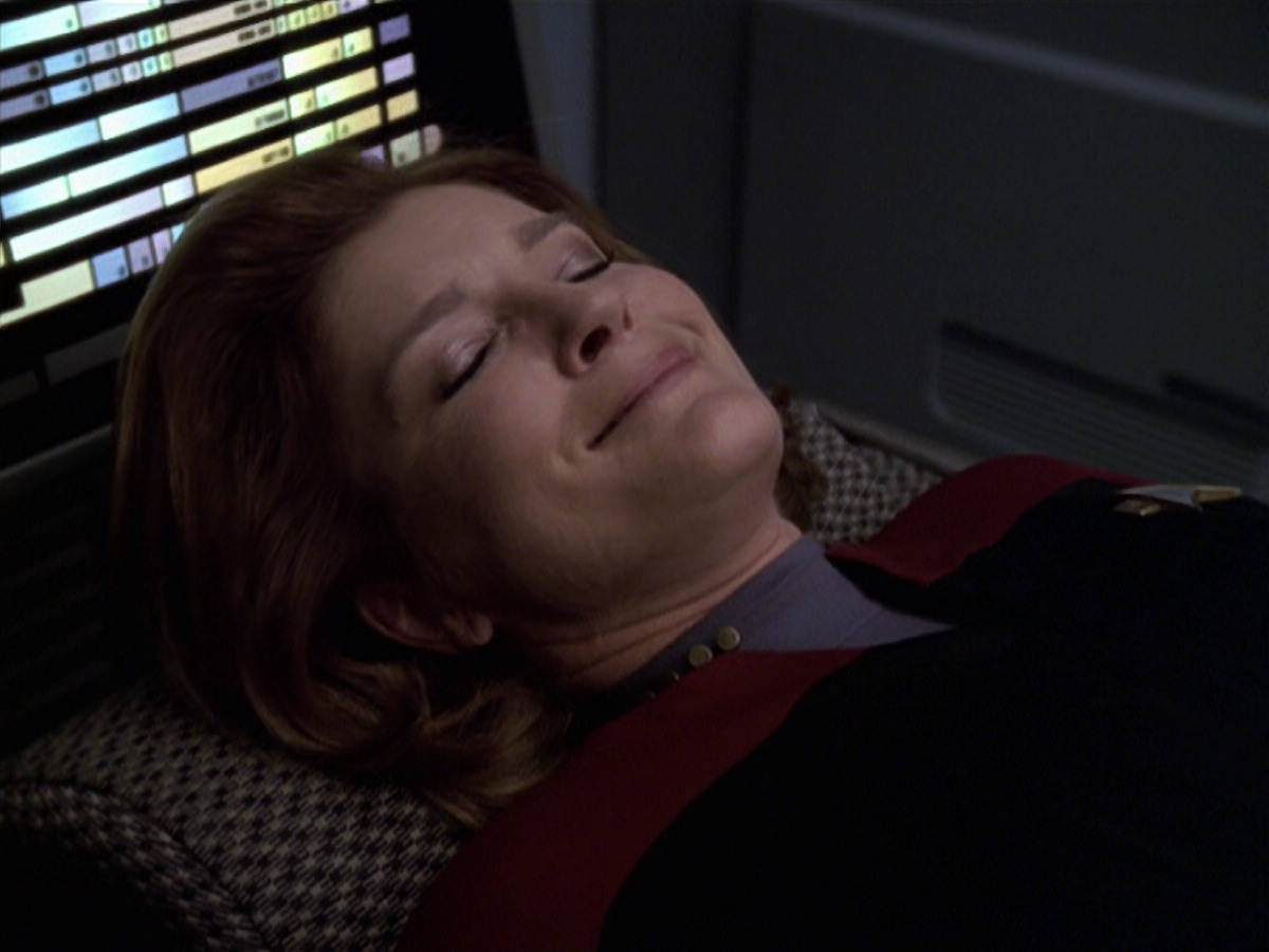 extant_StarTrek_VOY_6x20-GoodShepherd_03599.jpg