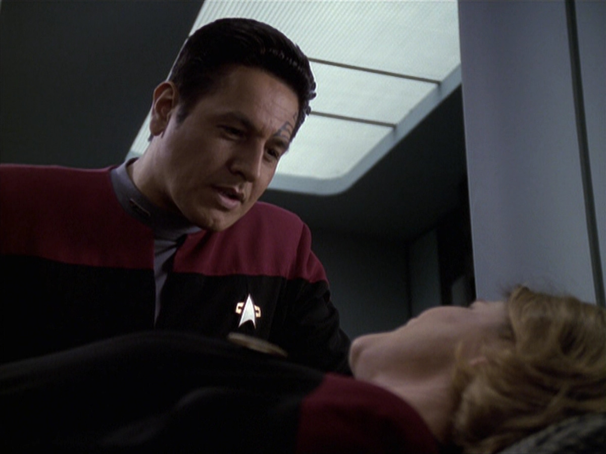 extant_StarTrek_VOY_6x20-GoodShepherd_03616.jpg