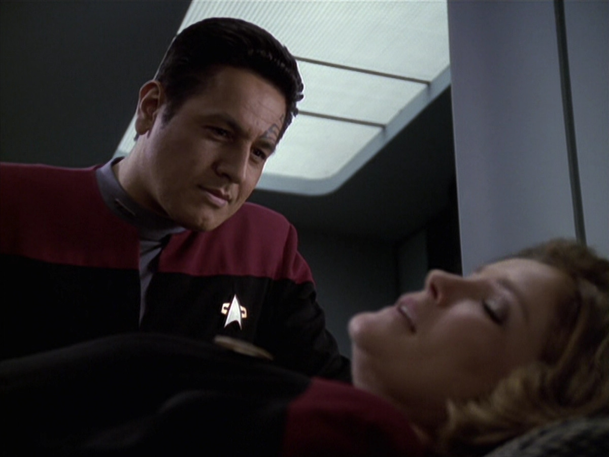 extant_StarTrek_VOY_6x20-GoodShepherd_03627.jpg