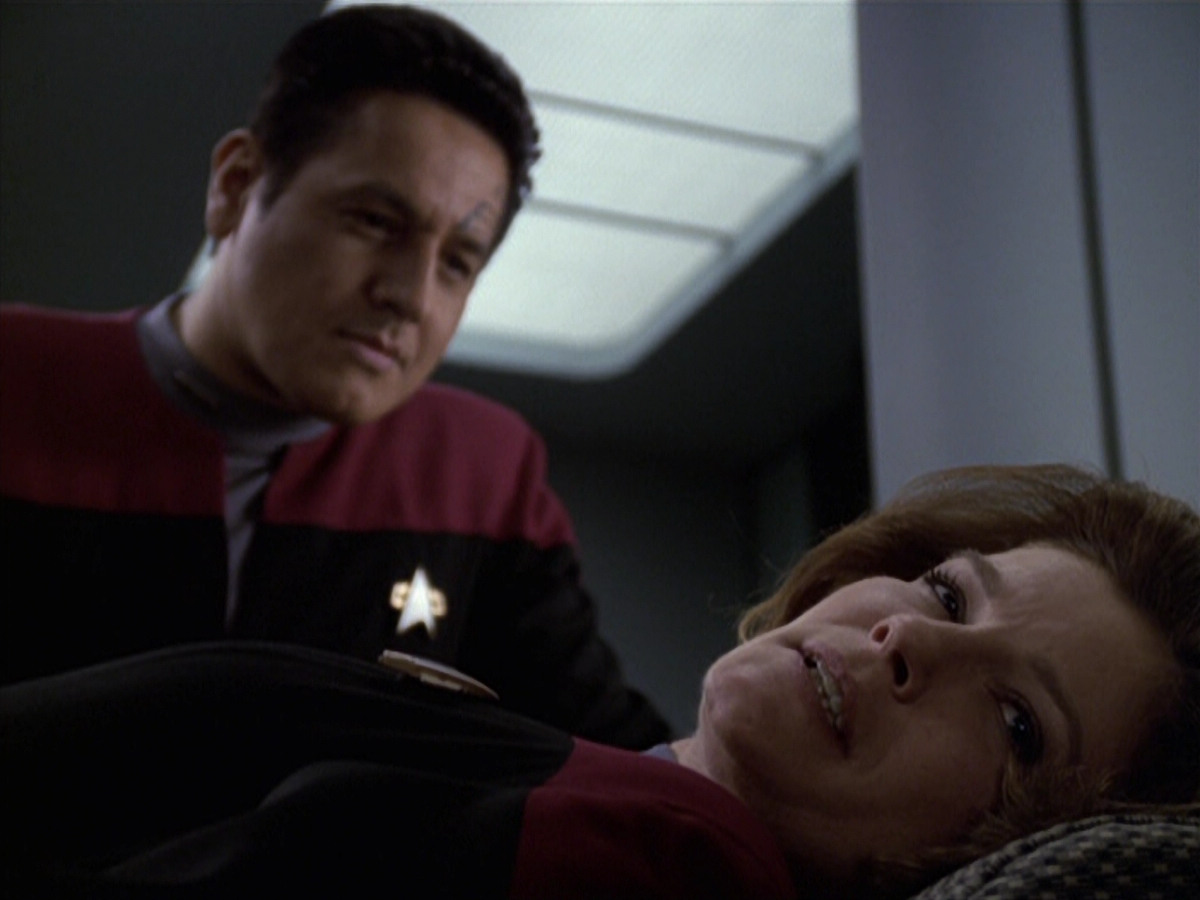 extant_StarTrek_VOY_6x20-GoodShepherd_03634.jpg