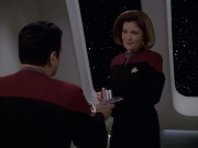 Filename=extant_StarTrek_VOY_6x20-GoodShepherd_00029.jpg
Filesize=127KiB
Dimensions=1200x900
Date added=Jan 03, 2020 extant_StarTrek_VOY_6x20-GoodShepherd_00029.jpg
