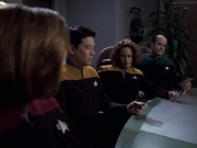 extant_StarTrek_VOY_6x20-GoodShepherd_00552.jpg