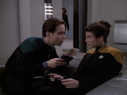 extant_StarTrek_VOY_6x20-GoodShepherd_00776.jpg