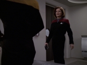 extant_StarTrek_VOY_6x20-GoodShepherd_00787.jpg