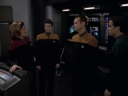 extant_StarTrek_VOY_6x20-GoodShepherd_01122.jpg