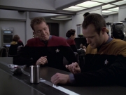 Filename=extant_StarTrek_VOY_6x20-GoodShepherd_01311.jpg
Filesize=168KiB
Dimensions=1200x900
Date added=Jan 03, 2020 extant_StarTrek_VOY_6x20-GoodShepherd_01311.jpg