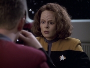extant_StarTrek_VOY_6x20-GoodShepherd_01381.jpg