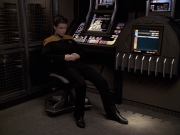 extant_StarTrek_VOY_6x20-GoodShepherd_01618.jpg
