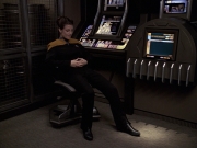 extant_StarTrek_VOY_6x20-GoodShepherd_01621.jpg