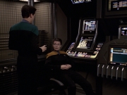 extant_StarTrek_VOY_6x20-GoodShepherd_01633.jpg