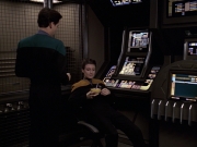 extant_StarTrek_VOY_6x20-GoodShepherd_01638.jpg