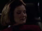 extant_StarTrek_VOY_6x20-GoodShepherd_01789.jpg