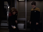 Filename=extant_StarTrek_VOY_6x20-GoodShepherd_02050.jpg
Filesize=144KiB
Dimensions=1200x900
Date added=Jan 03, 2020 extant_StarTrek_VOY_6x20-GoodShepherd_02050.jpg